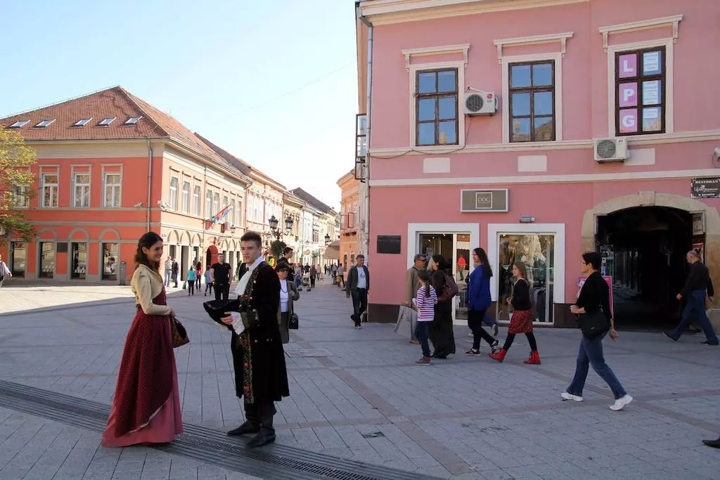 hotel_tal centar_novi_sad_shabavizparvaz_17.jpg